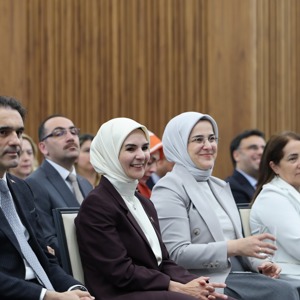 Bakanımız Sayın Mahinur Özdemir Göktaş, Enstitümüz tarafından gerçekleştirilen Veriden Vizyona Üç Kuşak Bir Türkiye: Araştırma Bulguları Paylaşım Programı'nda konuştu - fotoğraf 3