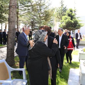 Kartal Şehitliği Ziyareti - fotoğraf 2