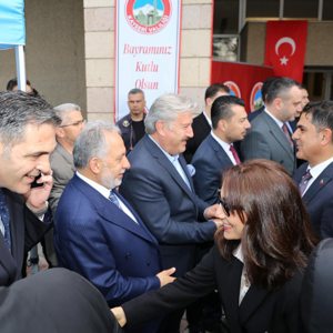 Valiliğimizde Kamu Personeli ve Vatandaşlarımız İle Bayramlaşma Töreni Düzenlendi. - fotoğraf 3