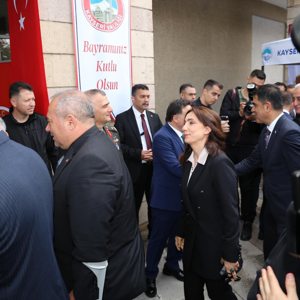 Valiliğimizde Kamu Personeli ve Vatandaşlarımız İle Bayramlaşma Töreni Düzenlendi. - fotoğraf 2