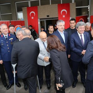 Valiliğimizde Kamu Personeli ve Vatandaşlarımız İle Bayramlaşma Töreni Düzenlendi. - fotoğraf 1