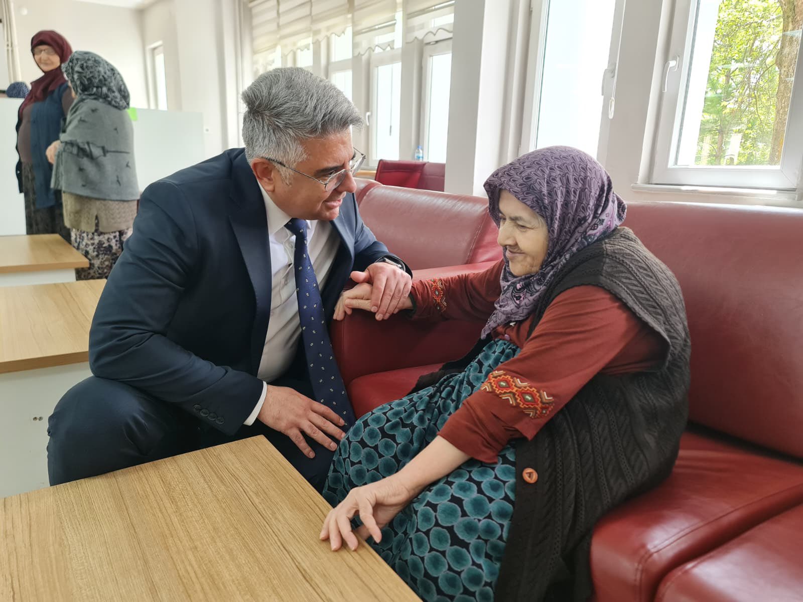 İhramcızade İsmail Hakkı Toprak Huzurevi’ne Bayram Ziyareti