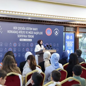 Bakanımız Göktaş, İstanbul'da Herkadaş Atölye ve Müze Kaşifleri Sertifika Töreni'nde konuştu - fotoğraf 2