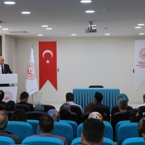  Erzincan Aile Ve Sosyal Hizmetler İl Müdürlüğü Görevine Atanan İl Müdürümüz Sayın Abdulhalim Ünalan, Göreve Başlamasının Ardından Müdürlüğümüzde Görev Yapan Kıymetli Çalışma Arkadaşlarımızla Bir Araya Geldi. - fotoğraf 2