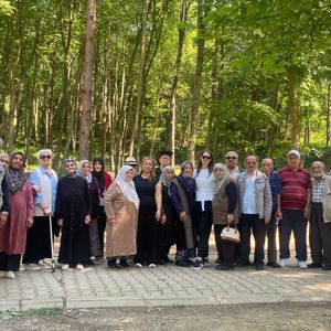 Huzurevi Sakinleri Korugöl Tabiat Parkı'nda Doğayla Buluştu. - fotoğraf 1