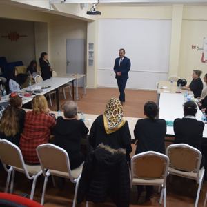 Çocuklarımızın Gökyüzüne Gönderdiği Duaların,  Yer Yüzündeki Karşılığı Olan Annelere “Hizmet içi Eğitim” düzenlendi. - fotoğraf 2