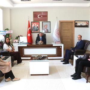 İHTİSASLAŞTIRILMIŞ ÇOCUK EVLERİ SİTESİ MÜDÜRÜ VE ÇALIŞMA ARKADAŞLARIMIZDAN İL MÜDÜRÜMÜZ SAYIN SERDAR DEMİRCİ’YE ZİYARET - fotoğraf 1