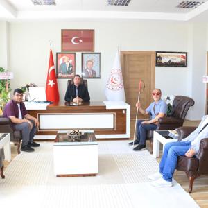 TÜRKİYE GÖRME ENGELLİLER DERNEĞİ'NDEN İL MÜDÜRÜMÜZ SAYIN SERDAR DEMİRCİ'YE HAYIRLI OLSUN ZİYARETİ - fotoğraf 1