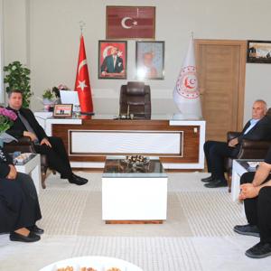 KAHRAMAN ŞEHİDİMİZ SEÇKİN YALÇIN'IN AİLESİNDEN İL MÜDÜRÜMÜZE HAYIRLI OLSUN ZİYARETİ - fotoğraf 1
