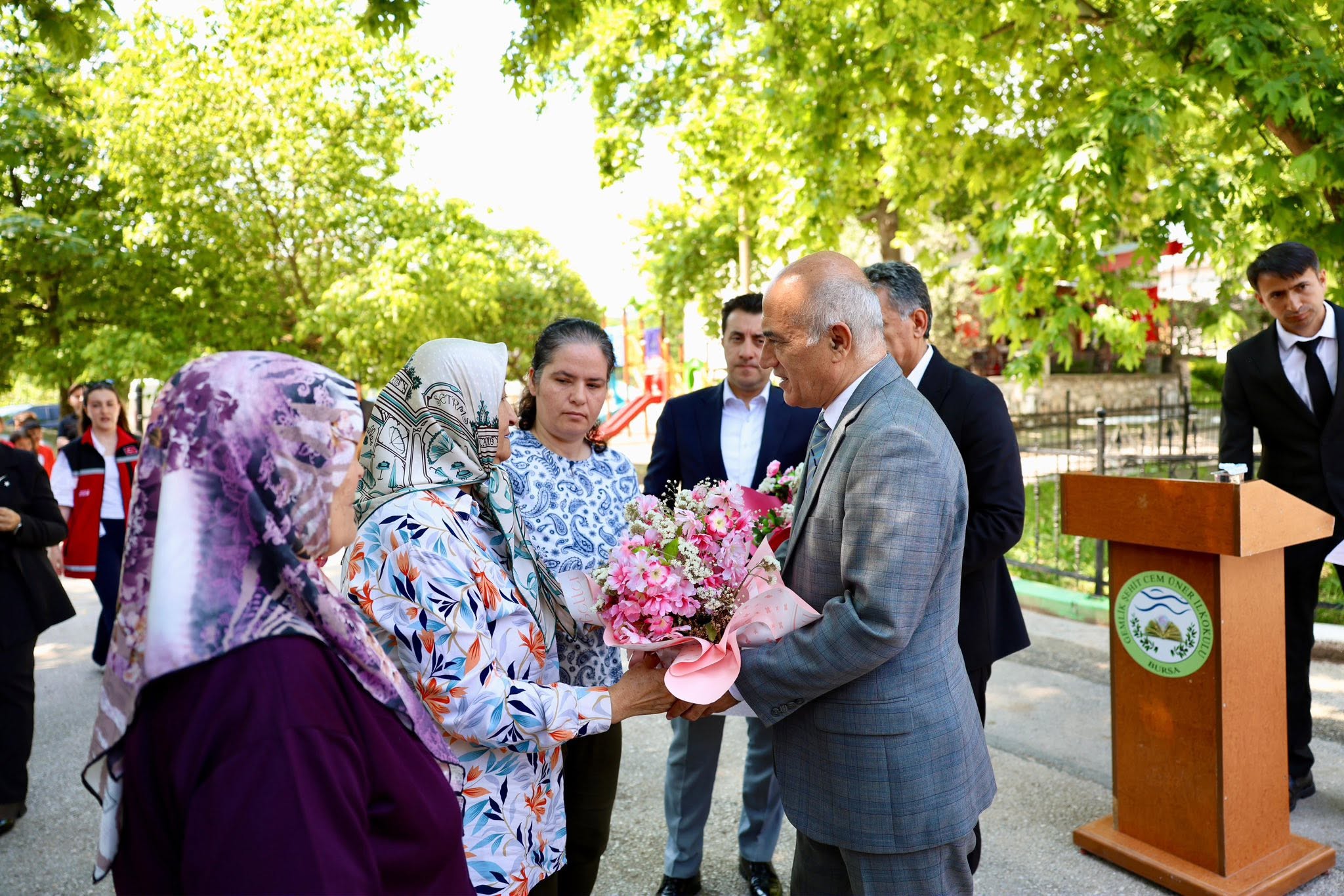Aziz Şehitlerimizi Rahmetle Anıyor, Gazilerimizi Ziyaret Ediyoruz