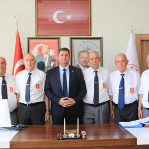 TÜRKİYE MUHARİP GAZİLER DERNEĞİ BAŞKANI SAYIN MEHMET NAMIK BULUT VE DEĞERLİ GAZİLERİMİZDEN İL MÜDÜRÜMÜZ SAYIN SERDAR DEMİRCİ'YE HAYIRLI OLSUN ZİYARETİ - fotoğraf 2
