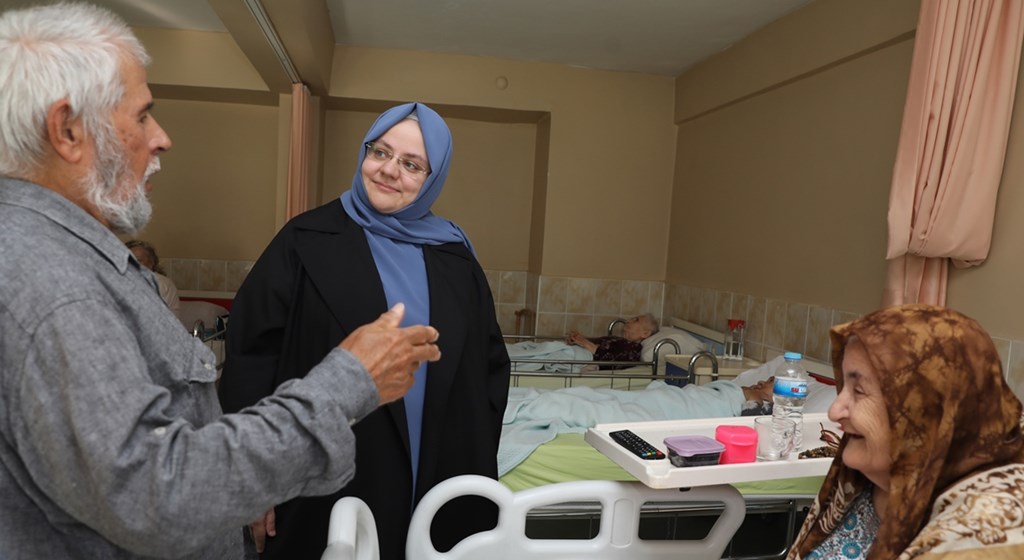 Aile, Çalışma ve Sosyal Hizmetler Bakanlığından 2020’de Başta Engelli ve Yaşlı Vatandaşlarımıza Yönelik Sosyal Hizmetlerde Dev Adım