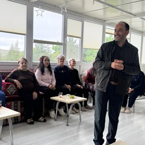 Ürgüp Hanife-Memiş Aksoy Bakım, Rehabilitasyon ve Aile Danışma Merkezinde Kurban Bayramı’nın manevi anlamını birlikte öğreniyor, birlikte paylaşıyoruz - fotoğraf 1