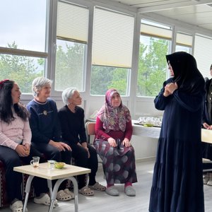 Ürgüp Hanife-Memiş Aksoy Bakım, Rehabilitasyon ve Aile Danışma Merkezinde Kurban Bayramı’nın manevi anlamını birlikte öğreniyor, birlikte paylaşıyoruz - fotoğraf 3