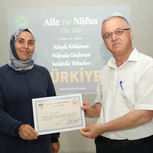 Şehit Hilmi Özer İlkokulu'nda Gerçekleştirilen Modüler Aile Eğitim Programı Tamamlandı - fotoğraf 6