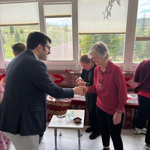 Ürgüp Hanife-Memiş Aksoy Bakım, Rehabilitasyon ve Aile Danışma Merkezinde Bayram Ziyareti - fotoğraf 1