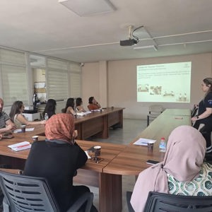 ŞÖNİM ve İlk Kabul Çocuk Evleri Sitesi Personeline İlk Yardım Eğitimi Verildi - fotoğraf 1