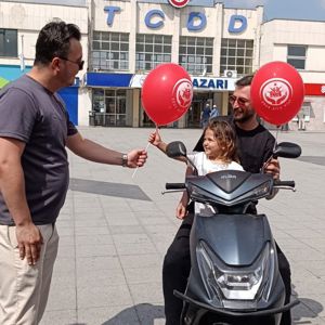 Mobil Sosyal Hizmet Aracımızla Adapazarı İlçesindeki Vatandaşlarımızın Yanındayız - fotoğraf 2