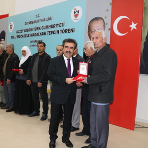 KUZEY KIBRIS GAZİLERİMİZE MADALYA VE BERAT TEVCİH EDİLDİ. - fotoğraf 10