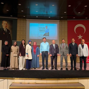 Eğitimci-Yazar Zekeriya Efiloğlu, “Dijital Çağda Aile Olmak” Konulu Konferansta Katılımcılarla Buluştu - fotoğraf 8