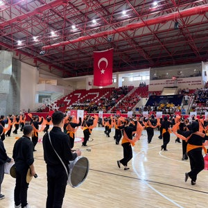 Süleyman Demirel Üniversitesi ev sahipliğinde düzenlenen 6. Ulusal Tazelenme Olimpiyatlarına Bakan Yardımcımız Adil Çalışkan, Engelli ve Yaşlı Hizmetleri Genel Müdür Yardımcısı İsa Tekpınar, Yaşlı Politikaları Daire Başkanı Doç. Dr. Fatih Elibol, Yaşlı Bakım Hizmetleri Daire Başkanı Yakup Gümüş ve İl Müdürümüz Selim Köse katılım sağladı. - fotoğraf 6