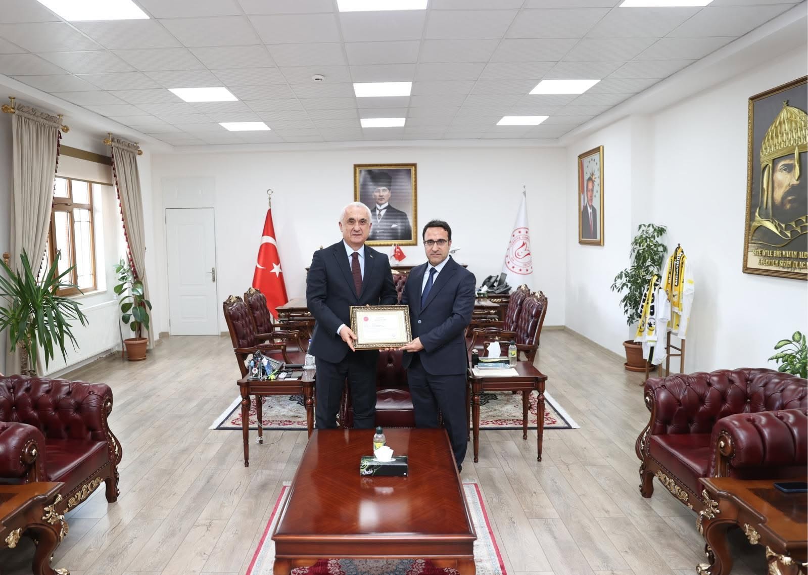 İl Müdürümüz Ahmet Kırtay’a Başarı Belgesi Takdim Edildi