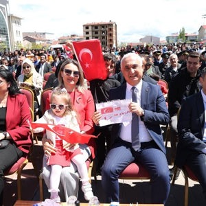19 Mayıs Atatürk’ü Anma, Gençlik ve Spor Bayramı Coşkuyla Kutlandı - fotoğraf 3