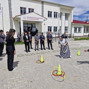 Valimiz Sayın Avni Çakır’dan Muş Gündüz Bakım Merkezine Ziyaret - fotoğraf 2