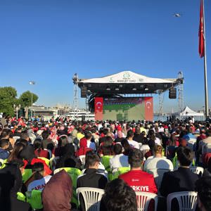 Ay Yıldızlı Formanın Heyecanını Hep Birlikte Yaşadık - fotoğraf 8