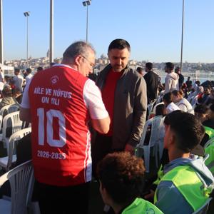 Ay Yıldızlı Formanın Heyecanını Hep Birlikte Yaşadık - fotoğraf 1