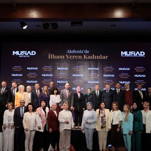 Aile ve Sosyal Hizmetler Bakanımız Göktaş, "Akdeniz'de İlham Veren Kadınlar" programına katıldı - fotoğraf 4