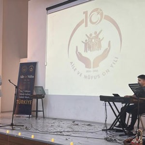 “Şiir Gibi Aile” Gecesinde Koruyucu Aileler ve Babalar Günü Coşkusu Bir Araya Geldi - fotoğraf 2