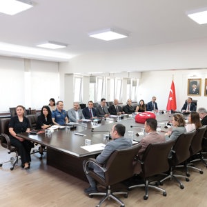 Kadına Yönelik Şiddetle Mücadele İl Koordinasyon, İzleme ve Değerlendirme Komisyonu 1. Dönem Toplantısı gerçekleştirildi. - fotoğraf 3