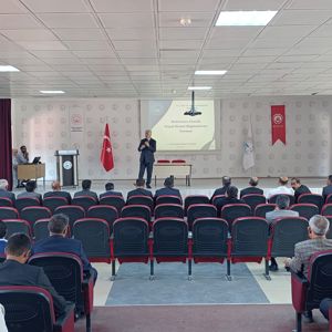 ERCİŞ İLÇEMİZDE GÖREV YAPAN MUHTARLARA SOSYAL HİZMETLER ALANINDA BİLGİLENDİRME TOPLANTISI GERÇEKLEŞTİRİLDİ - fotoğraf 2
