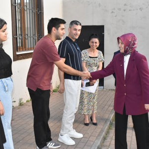 Bakan Yardımcımız Sayın Leman Yenigün’den Bursa İlk Kabul Çocuk Evleri Sitesine Ziyaret - fotoğraf 3