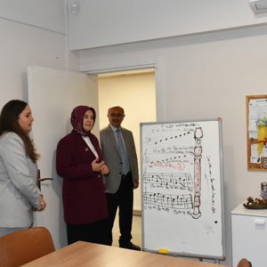 Bakan Yardımcımız Sayın Leman Yenigün’den Özne Çocuk Yaşam Merkezi’ne Ziyaret - fotoğraf 3