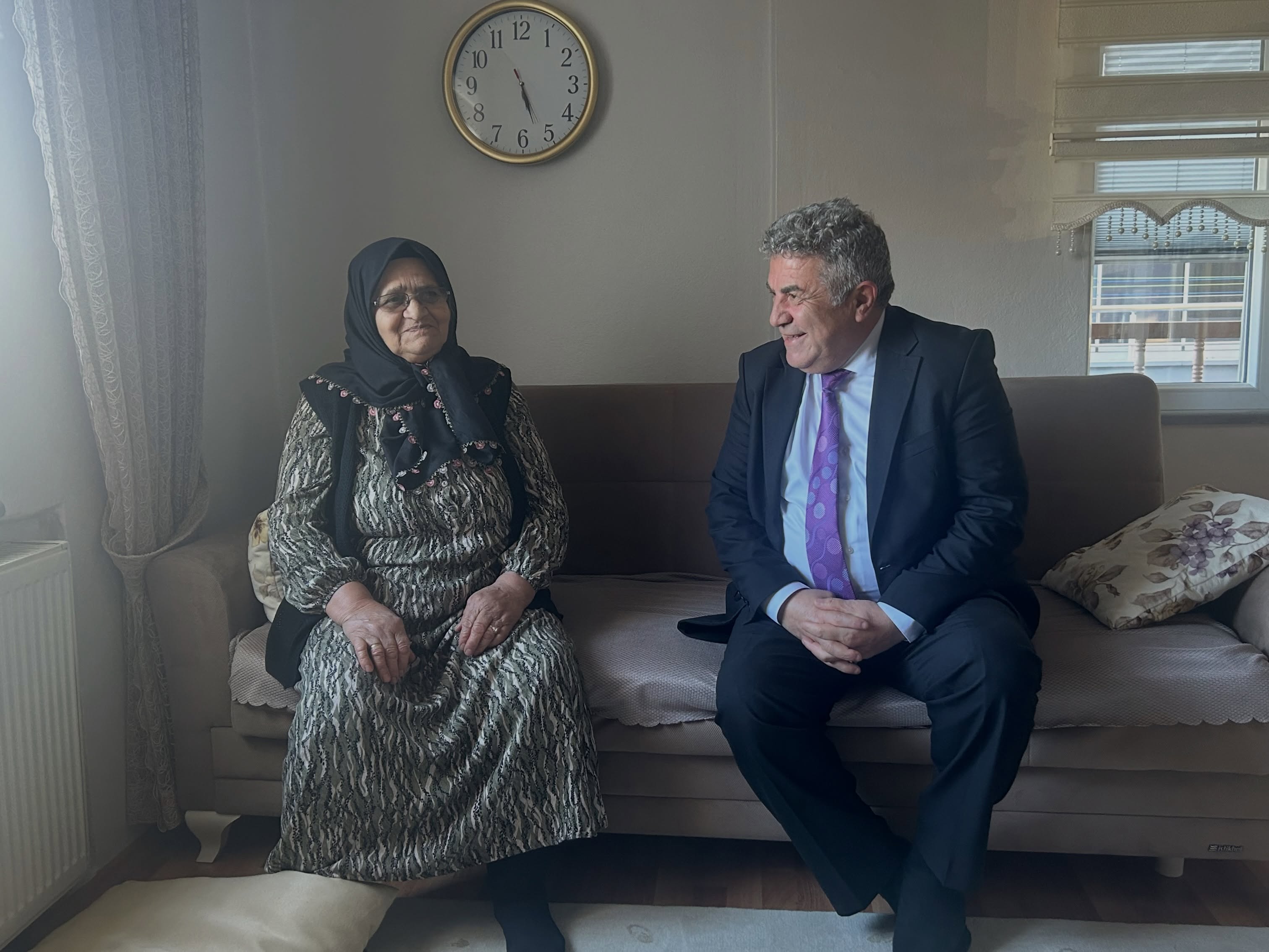 Şehit Annelerine Vefa Ziyareti Sizler Bizim Başımızın Tacısınız