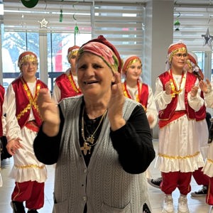 Gençlerden Büyüklerine Vefa Nesiller Arası Gönül Köprüsü - fotoğraf 3