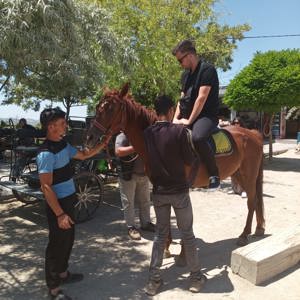 "Evlenecek Gençlerin Desteklenmesi Projesi" Kapsamında "Atlı Vadi Turu" Etkinliği Düzenlendi - fotoğraf 1