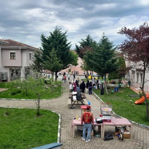Üniversiteli Gençlerden Çocuk Evlerimize Neşe Dolu Bir Ziyaret - fotoğraf 4
