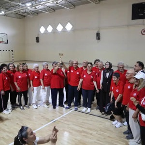Süleyman Demirel Üniversitesi ve Aile ve Sosyal Hizmetler İl Müdürlüğümüz iş birliğiyle düzenlenen 6. Ulusal Tazelenme Olimpiyatları, gerçekleştirilen ödül töreni ile sona erdi. - fotoğraf 3
