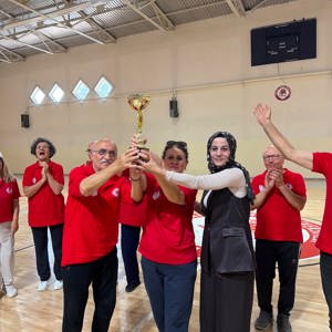 Süleyman Demirel Üniversitesi ve Aile ve Sosyal Hizmetler İl Müdürlüğümüz iş birliğiyle düzenlenen 6. Ulusal Tazelenme Olimpiyatları, gerçekleştirilen ödül töreni ile sona erdi. - fotoğraf 1
