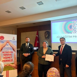 Sağlıklı Aile, Güçlü Gelecek: "Modüler Aile Eğitim Programı" Mezunlarını Verdi - fotoğraf 7
