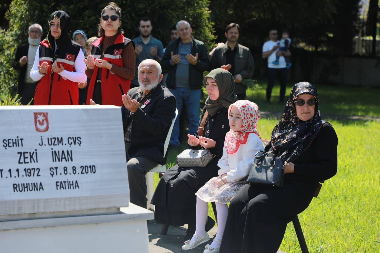 Arefe Gününde Şehitlerimiz Dualarla Yâd Edildi