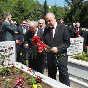 Arefe Gününde Şehitlerimiz Dualarla Yâd Edildi - fotoğraf 6