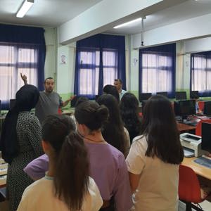 Mesleki Eğitim ve Kariyer Farkındalığı Ziyareti - fotoğraf 4