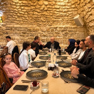 Kuşakları Aynı Sofrada Buluşturan Güç: Aile - fotoğraf 3