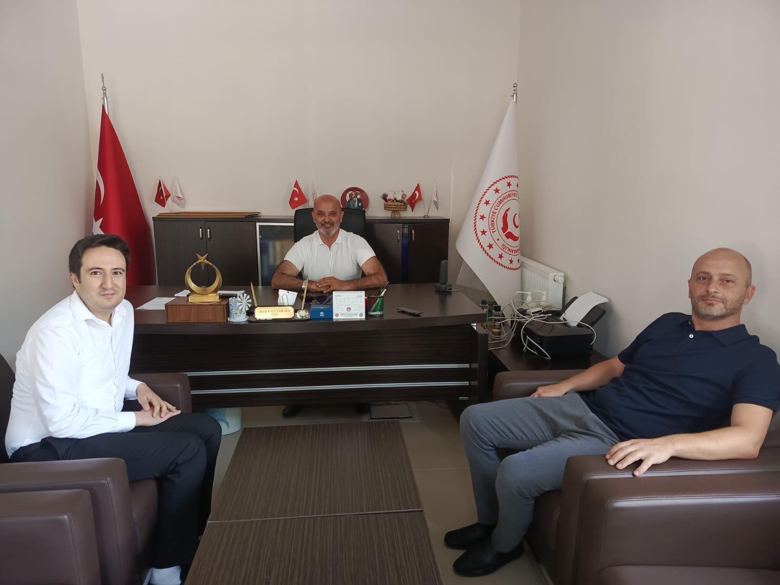 İl Müdürümüz Yakup KÜTÜK, Yatağan Sosyal Hizmet Merkezi Müdürlüğümüzü ziyaret ederek yeni hizmet binasında incelemelerde bulundu.