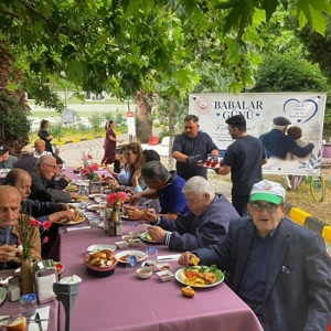 İl Müdürümüz Soma Huzurevinde Babalar Günü Programına Katıldı - fotoğraf 4