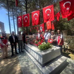 Şehidimiz Emre Üçkan Kabri Başında Anıldı - fotoğraf 2